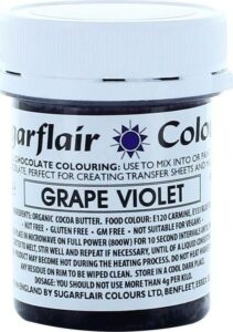 Barva do čokolády na bázi kakaového másla Sugarflair Grape Violet (35 g) Sugarflair