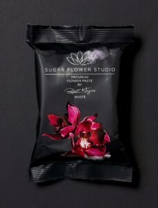 Sugar Flower Studio prémiová modelovací hmota na květiny jahodová (250 g) dortis