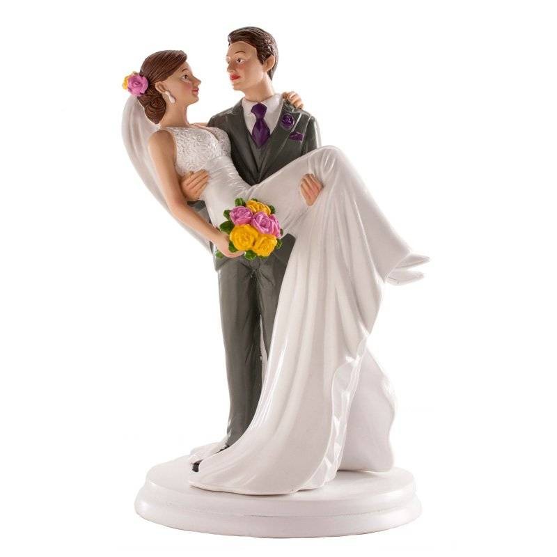 Svatební figurka na dort 20cm žena v naruči muže Dekora