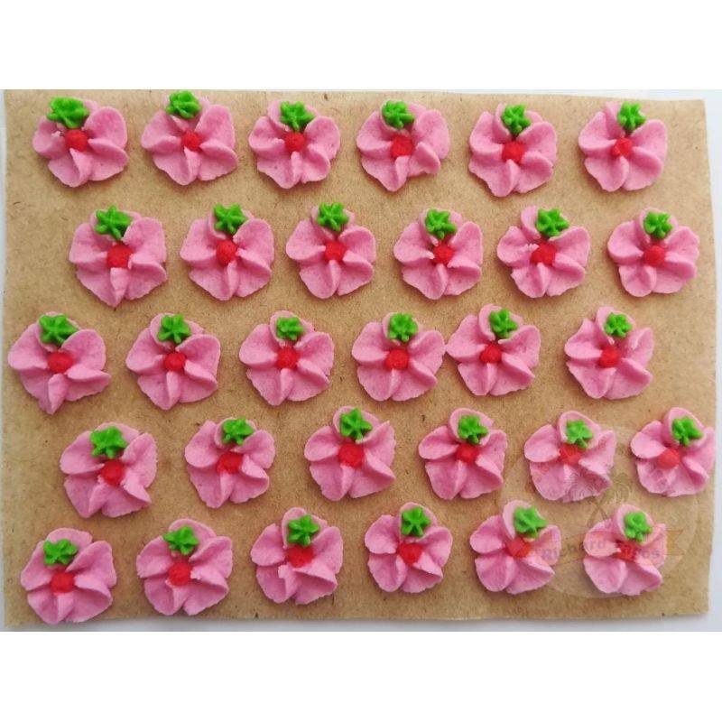 Cukrové květy růžové na platíčku 30ks Fagos